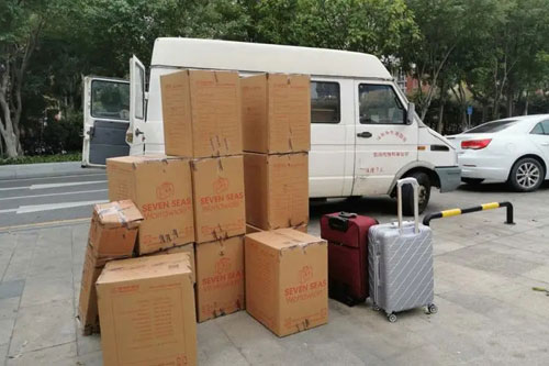 苏尼特右行李托运公司